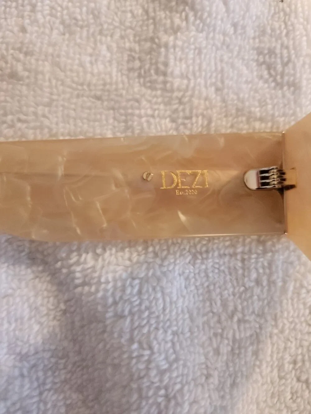 DEZI Backtrack Sunglasses Alabaster Tortoise Cat Eye Oversized Flat Top NWT